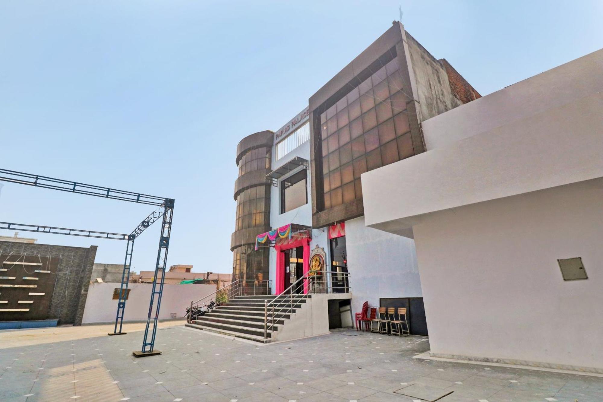 Hotel O Paras Palace Kanpur Bagian luar foto