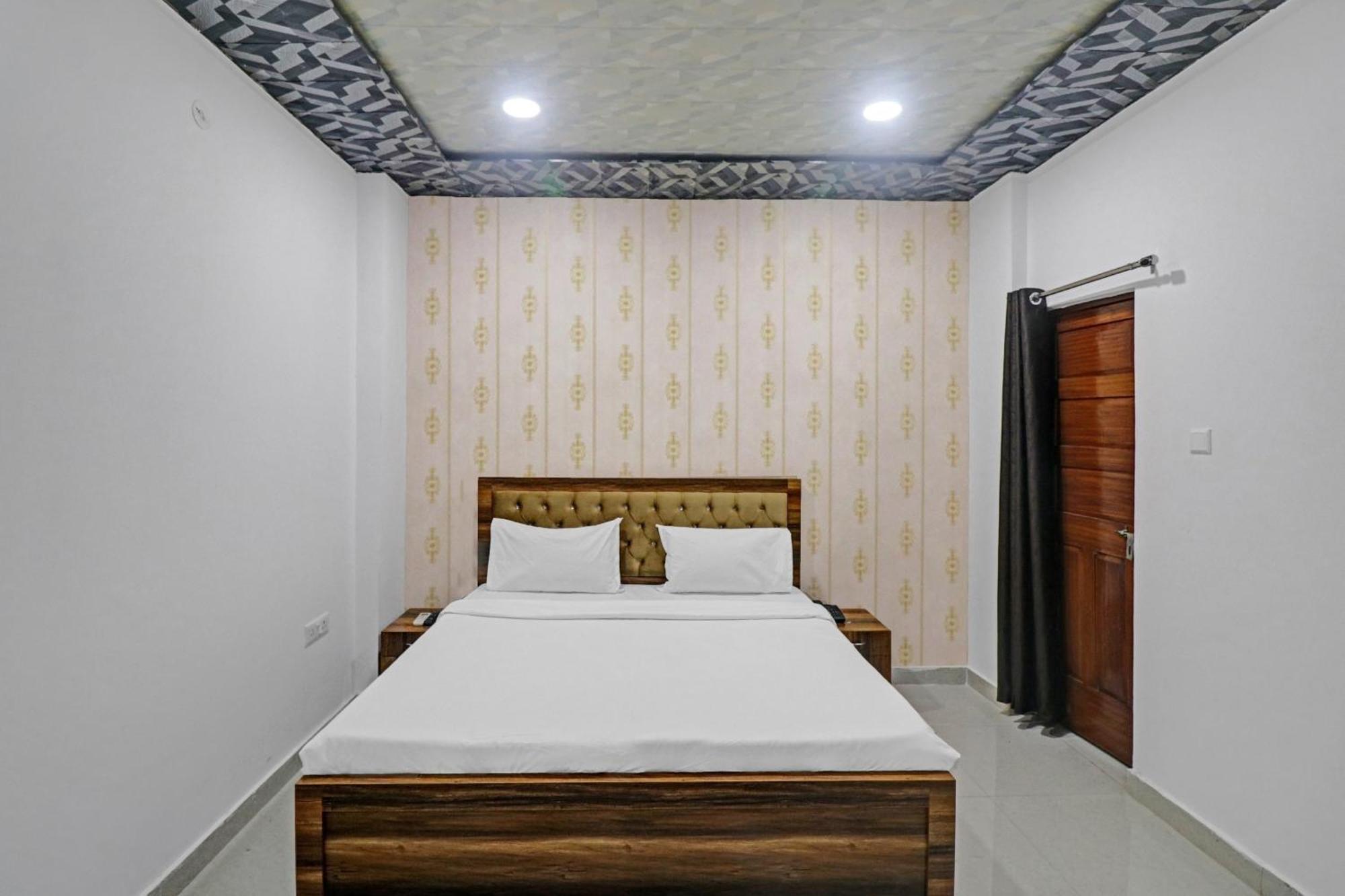 Hotel O Paras Palace Kanpur Bagian luar foto