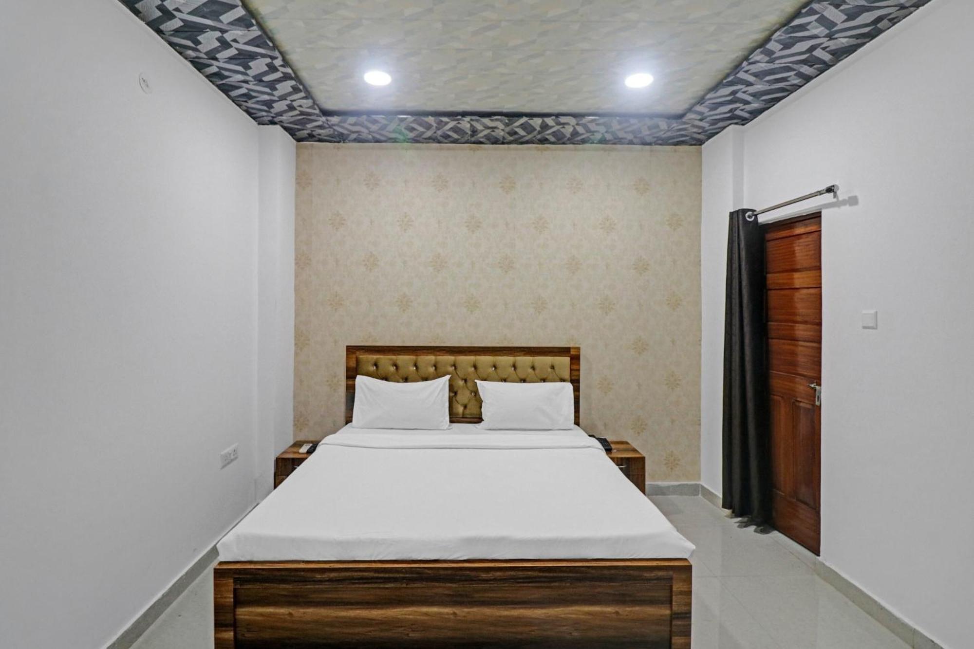 Hotel O Paras Palace Kanpur Bagian luar foto