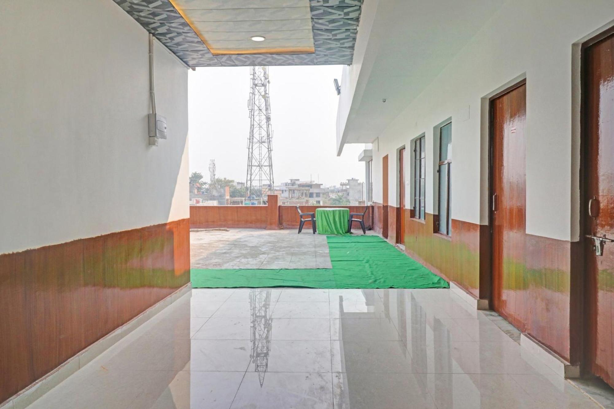 Hotel O Paras Palace Kanpur Bagian luar foto
