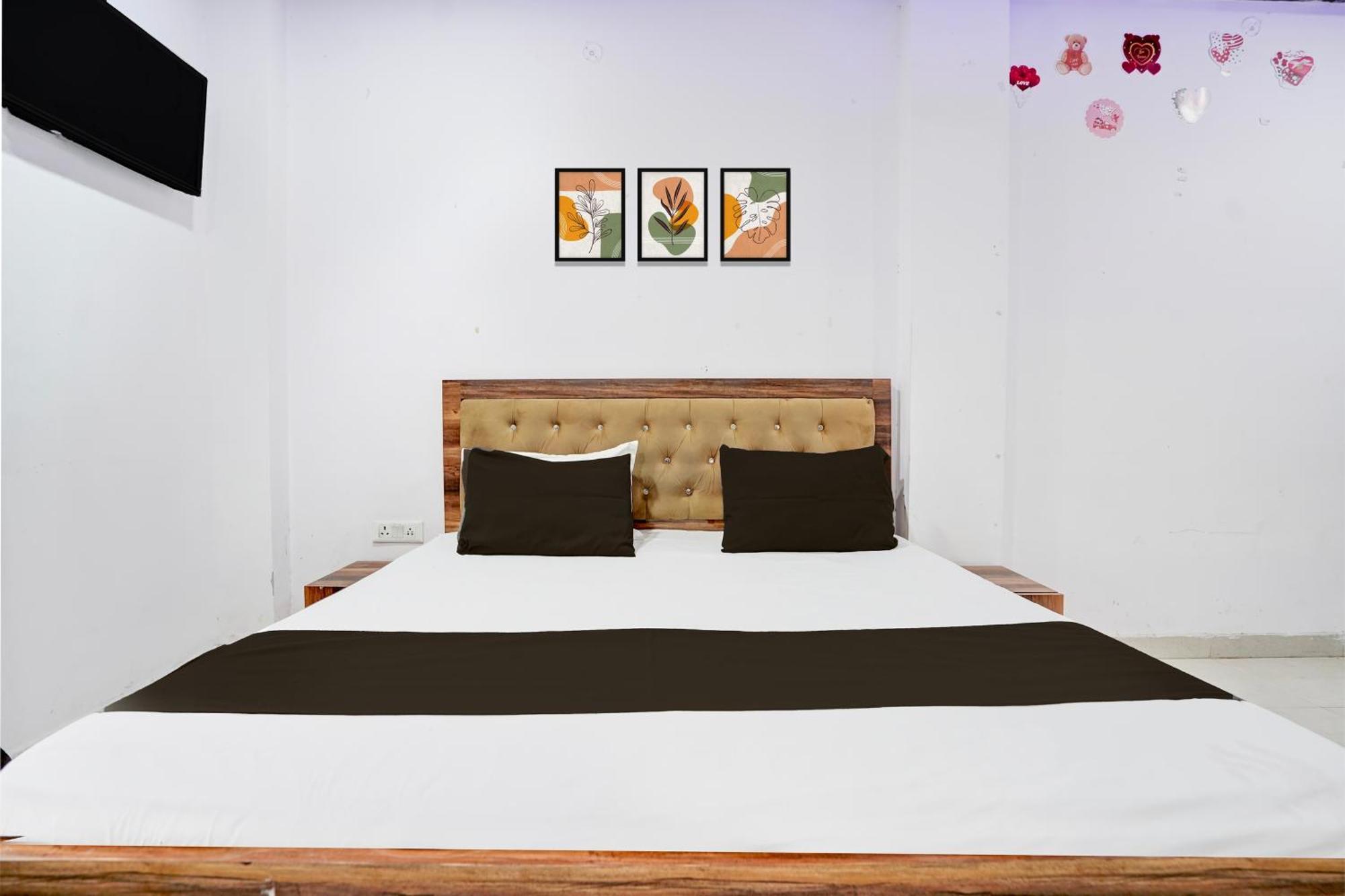 Hotel O Paras Palace Kanpur Bagian luar foto