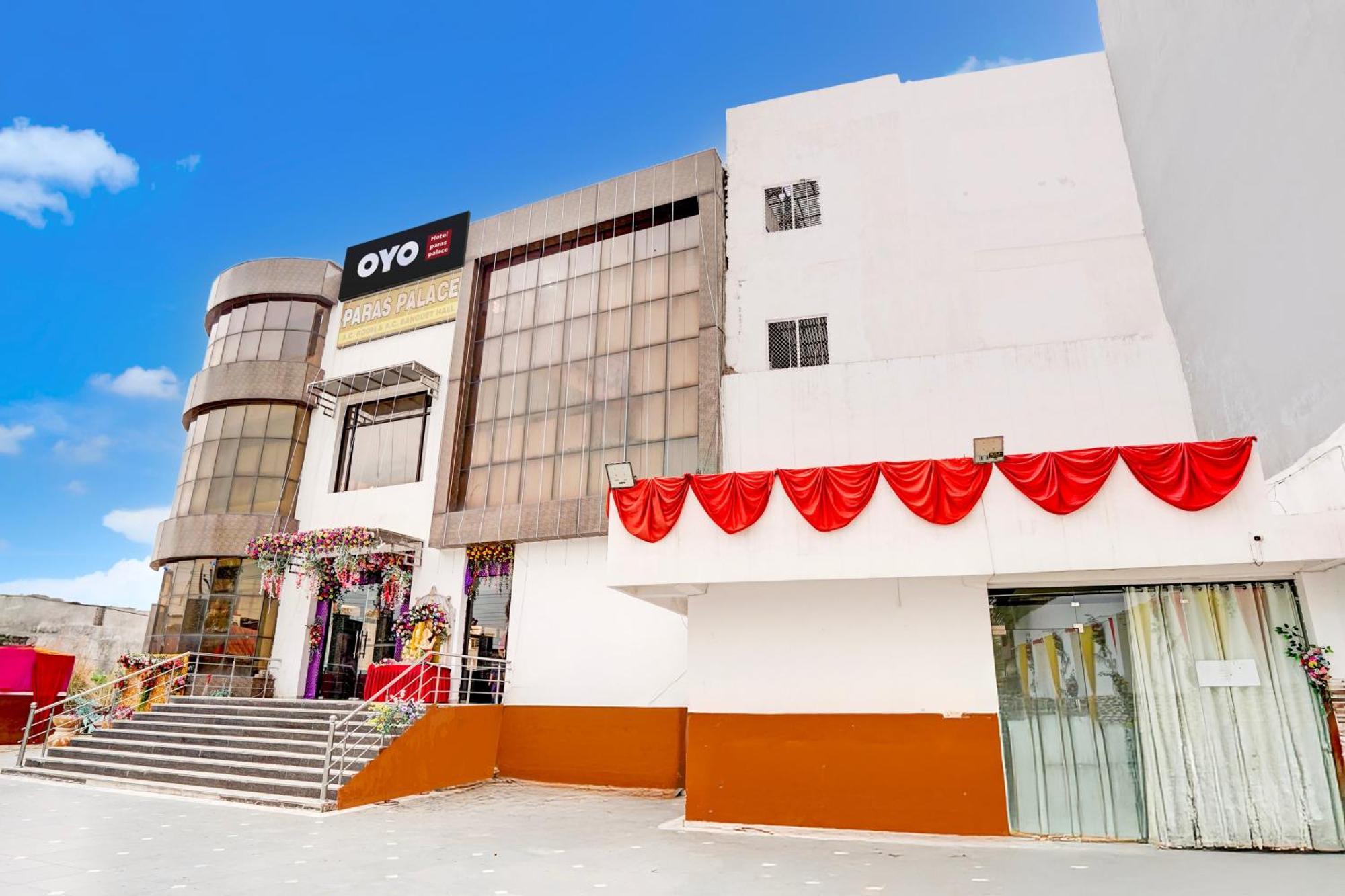 Hotel O Paras Palace Kanpur Bagian luar foto