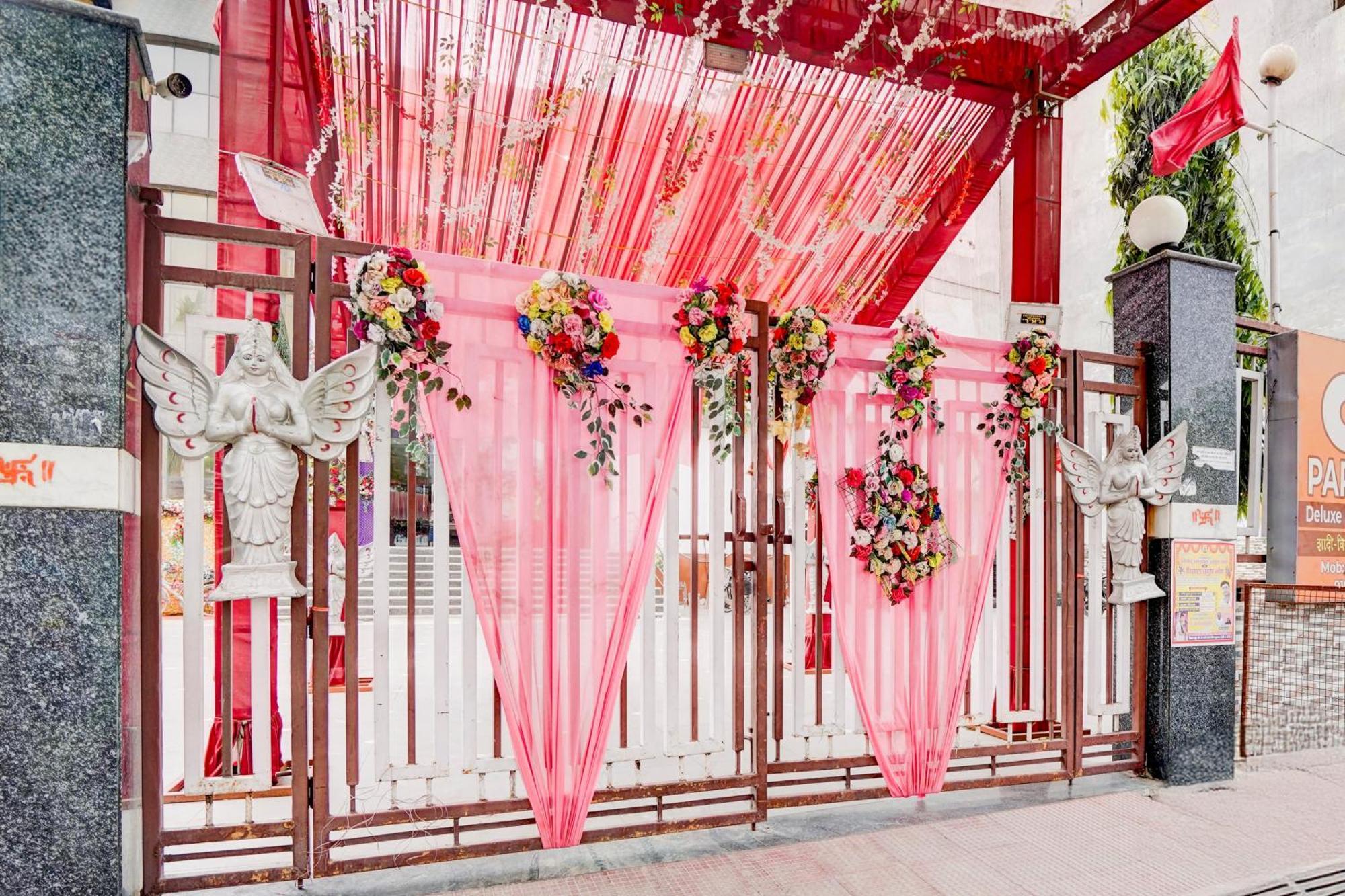 Hotel O Paras Palace Kanpur Bagian luar foto