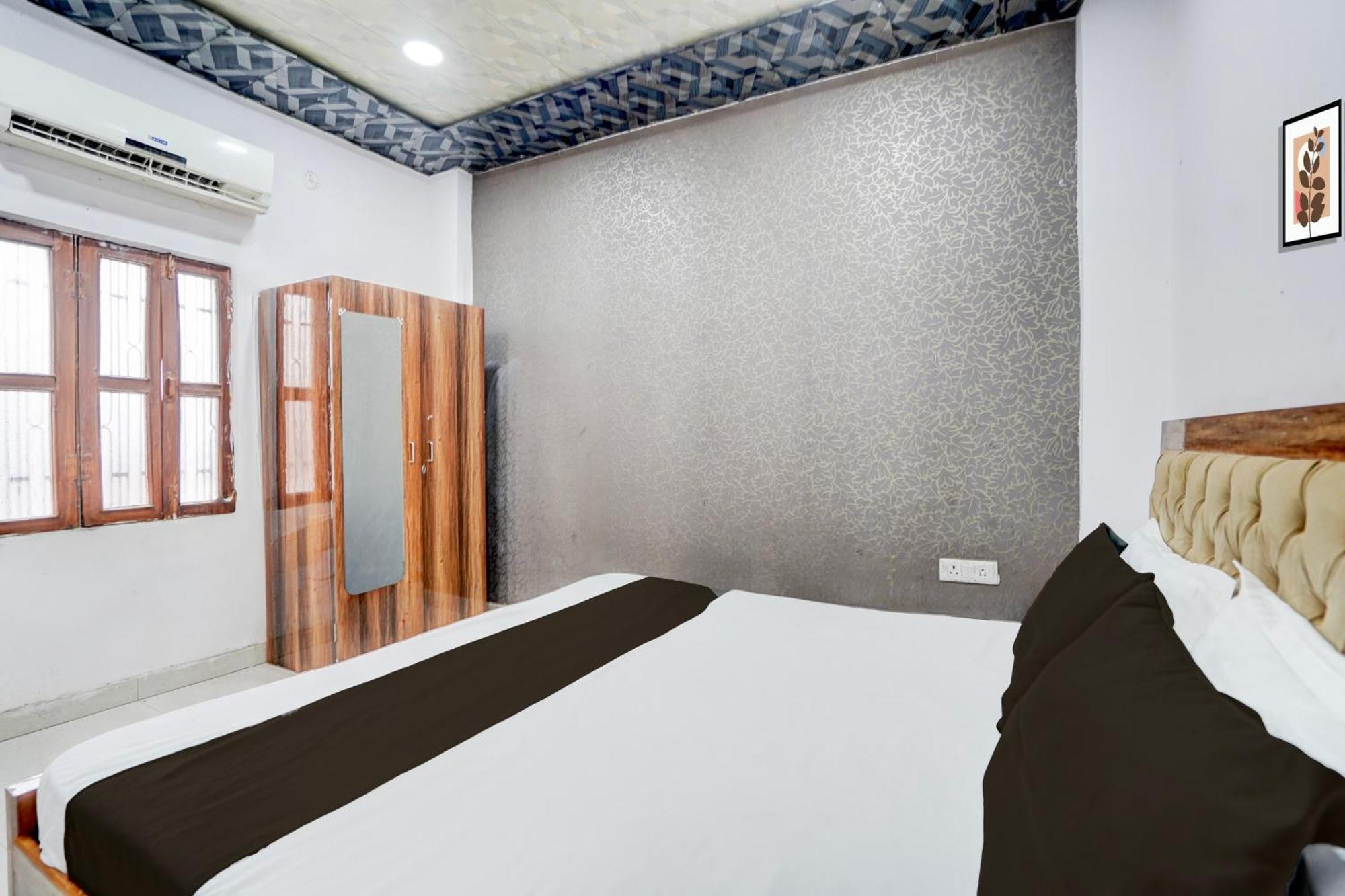 Hotel O Paras Palace Kanpur Bagian luar foto