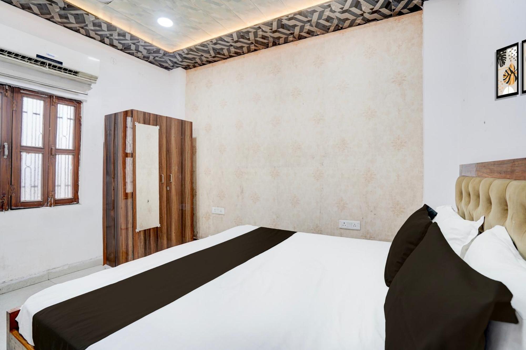 Hotel O Paras Palace Kanpur Bagian luar foto